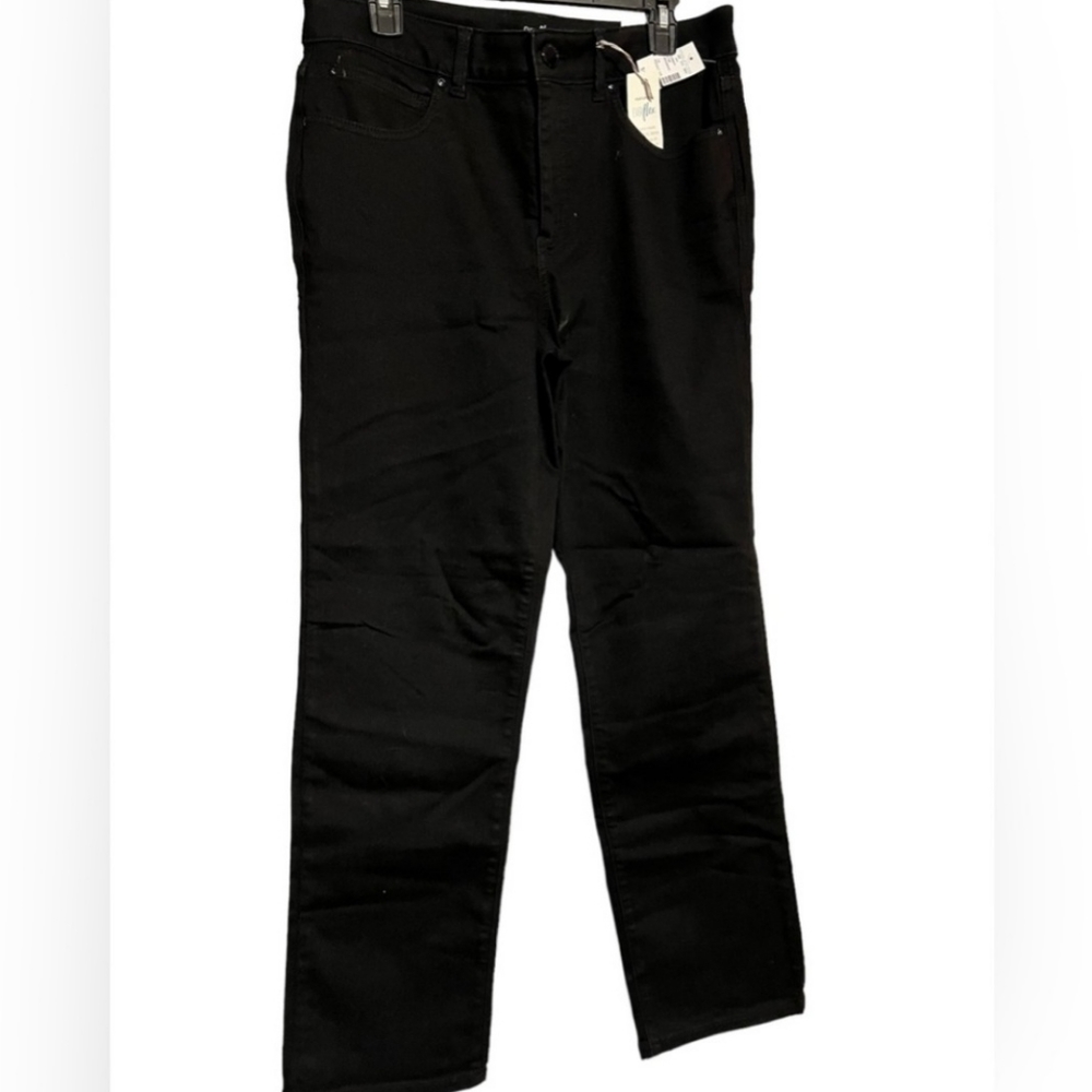 Maurices Everflex black pants. Size 8